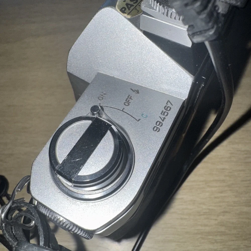 Canon FTb QL 35mm SLR Film Camera Body W/strobonar 360A Flash Untested